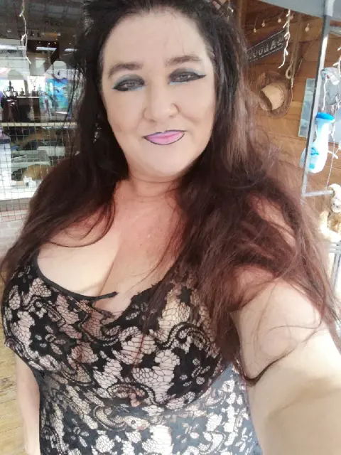 Lisa71 (45) #Utrecht, NL Hi lekkertjes! Ik Ben lisa 45 jaar oud,