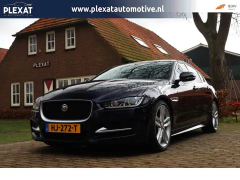 Jaguar XE 2.0 Portfolio Aut.| R-Sport | Panorama | Stoelverwarming | Nette staat | Elek. Kofferklep 