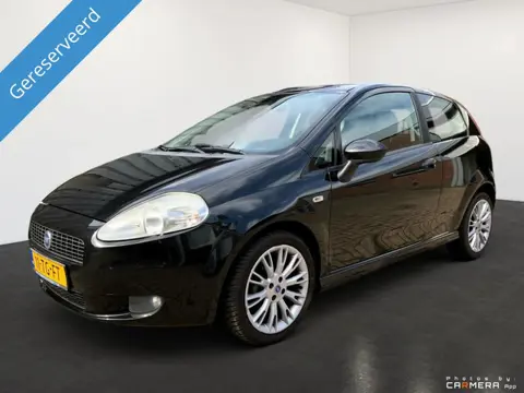 Fiat Grande Punto 1.4-16V Sport Panodak pdc 16”lmv Climate control