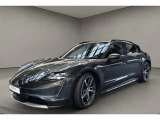 Porsche Taycan Cross Turismo 4S 93 kWh