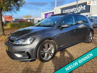 Volkswagen Golf 1.0 TSI Highline Business R line dealer onderhouden