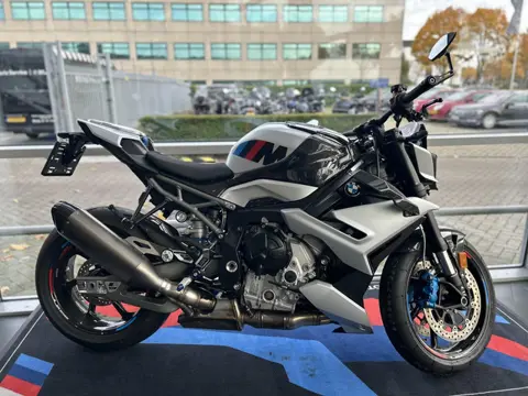 BMW M 1000 R | M Competition Pack