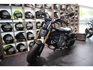 BMW CE 02 AM