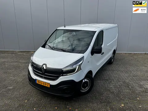 Renault Trafic 2.0 dCi 145PK COMFORT CAMERA NAVIGATIE TREKHAAK BTW NEDERLANDSEN BUS L1H1
