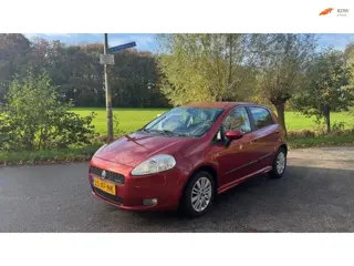 Fiat Grande Punto 1.4-16V Emotion