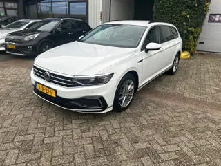 Volkswagen Passat Variant 1.4 TSI PHEV GTE Business