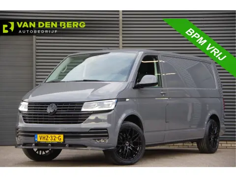 Volkswagen Transporter 2.0 TDI L2 150PK AUT. LED, TREKHAAK, CRUISE, CARPLAY, AIRCO, PARKEERSENSOREN,