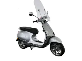 Vespa Bromscooter Elletrica (INCL-BTW) (bj 2019, automaat)