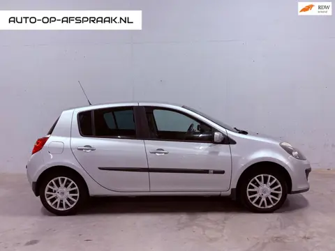 Renault Clio 1.6-16V Dynamique S 5drs. Automaat Clima Cruise Trekhaak
