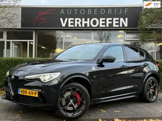 Alfa Romeo Stelvio 2.9 V6 AWD Quadrifoglio - APPLE CARPLAY - STOEL / STUUR VERW - PARK CAMERA - DIST