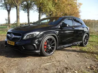 MERCEDES-BENZ GLA-KLASSE AMG45 4Matic Edition1,  360 PK,  Panorama 