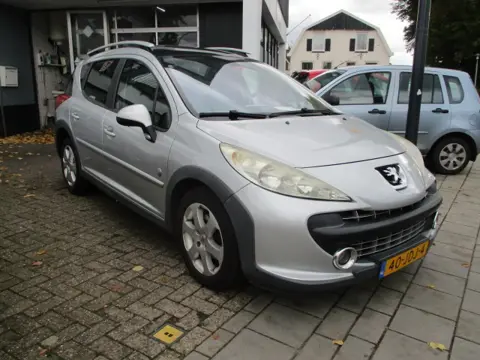 Peugeot 207 SW Outdoor 1.6 VTi XS (bj 2009)