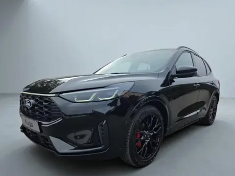Ford Kuga e2.5 PHEV ST-Line X Black Edition