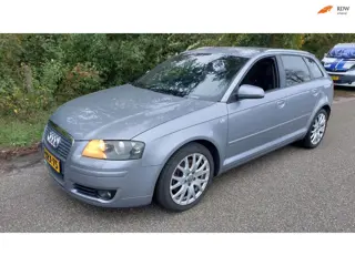 Audi A3 Sportback 2.0 FSI turbo Attraction