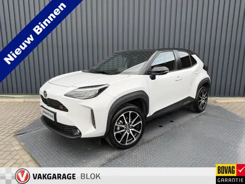 Toyota Yaris Cross 1.5 Hybrid GR Sport | 360 camera | 8.000 km | Head-up | BSM | Rijklaar!!