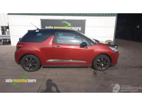 Citroën DS3 onderdelen (kleur: KJC) donorauto (bj 2011)