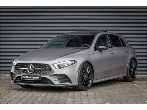 Mercedes-Benz A-Klasse 200 AMG-Line Pano-19''-Magno