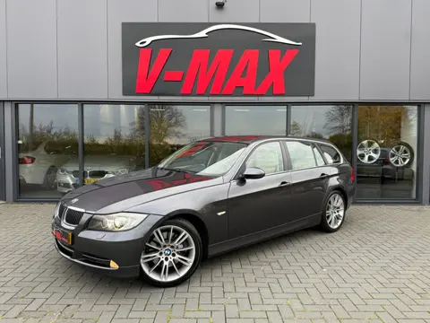 BMW 330i Touring AUT Executive Xenon Navi PDC Clima Trekhaak