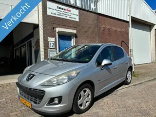 Peugeot 207 1.4 VTi Sportium JAAR APK&AIRCO&NAP LAGE KM