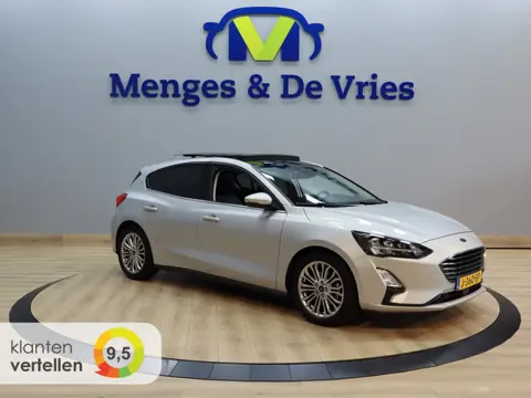 Ford Focus 1.0 EcoBoost Titanium Business Airco ECC | Panorama | Stuur Verwarming | Adaptive Cruise 