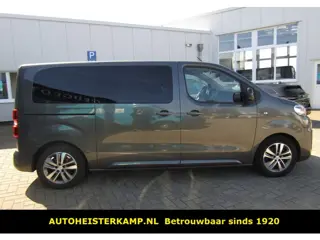 Peugeot e-Traveller 75 kWh Business VIP L2 37.000 EX BTW 2 EL. Schuifdeuren Panoramadak Leder Massag