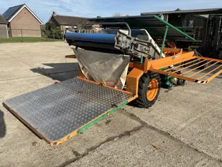 Ortomec bladgroente oogstmachine