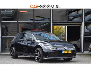 Volkswagen Golf 1.5 TSI R-Line Pano Sfeer Lane Elekstoel. Massage