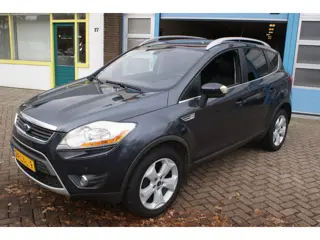 Ford Kuga 2.5 20V Titanium