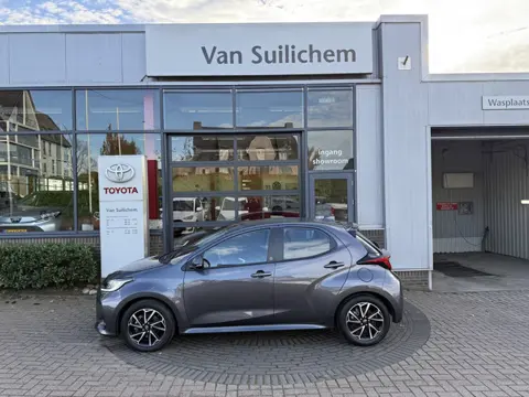 Toyota Yaris 1.5 Hybrid 115 Business (bj 2022, automaat)