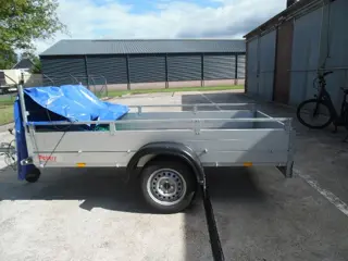 TE KOOP ALUMINIUM AANHANGER