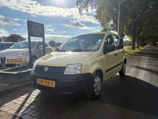 Fiat Panda 1.1 Actual WEINIG KM,NAP,STUURBEKRACHTIGING,CITYSTUUR,CENTRALE DEURVERGRENDELING,RADIO/CD