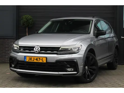 Volkswagen Tiguan Allspace 1.5 TSI Highline Business R 7p. | Panorama dak | Trekhaak | Leer | AGR