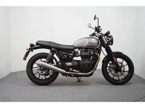 Triumph SPEED TWIN 900 GERESERVEERD YB (bj 2023)