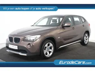 BMW X1 sDrive18i Executive *Navigatie*Park assist*Climate Control*
