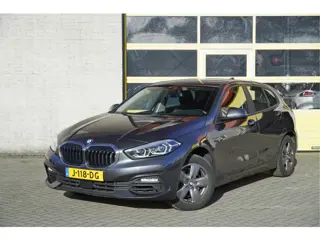 BMW 1-serie 118i Automaat! 5drs Executive BJ2020 Lmv 16" | Led | Pdc | Navi | Virtual cockpit | Clim