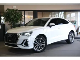 Audi Q3 Sportback 45 TFSIe 2x S-line 245pk Navi ACC CAM PDC Trekhaak