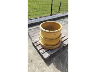 Caterpillar Caterpillar 950 and 966 rims (bj 2025)