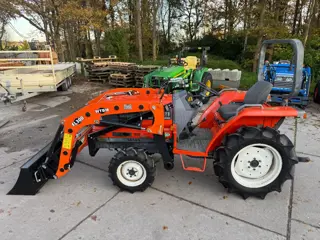 Kubota GL221 met voorlader