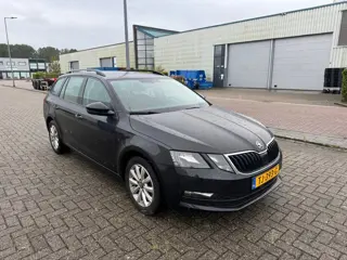 Skoda Octavia Combi 1.6 TDI Greentech Ambition DSG/NAP!!