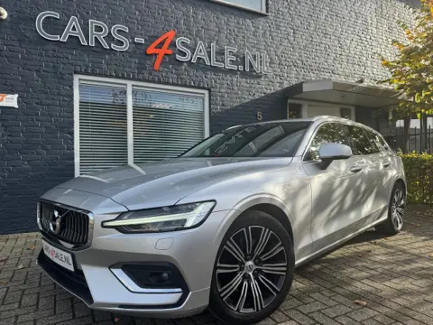 VOLVO V60 2.0 B3 Autom. Inscription + Camera. + Leder + 18 inch Lmv - Full options 2022!