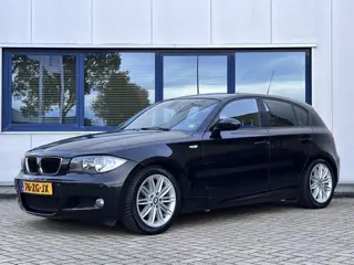 BMW 1-serie 118i High Executive l M-Pakket l NL Auto l NAP l PDC l