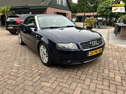 Audi A4 Cabriolet 2.4 V6 Pro Line cabrio automaat nieuwe apk tot 10-2026
