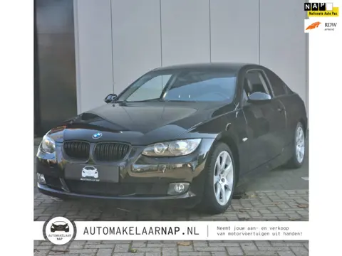 BMW 3-serie Coupé 325i High Executive / Org NL / LAGE KM-stand / Automaat / Youngtimer /