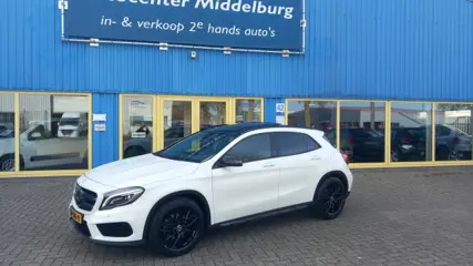 MERCEDES-BENZ GLA-KLASSE 180Ambition AMG line