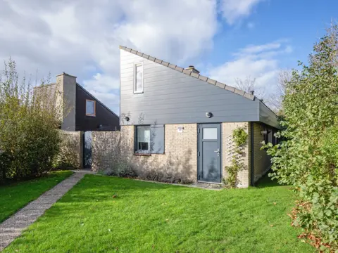 Vrijstaand vakantiehuis met grote tuin en vlakbij het Krimbos