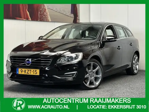 Volvo V60 2.4 D6 AWD PLUG- IN HYBRID SUMMUM NAVIGATIE CRUISE CONTROL CLIMATE CONTROL  LEDER STOELVER