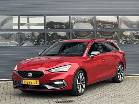 SEAT LEON SPORTSTOURER 1.5 TSI FR BUSINESS INTENSE I SCHUIFDAK I P-CAMERA I KEYLESS ENTRY I ADAPT. C