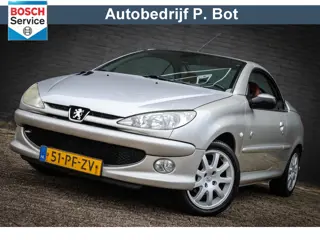 Peugeot 206 CC 1.6-16V Roland Garros Van 2.450,- NU 2.250,- !