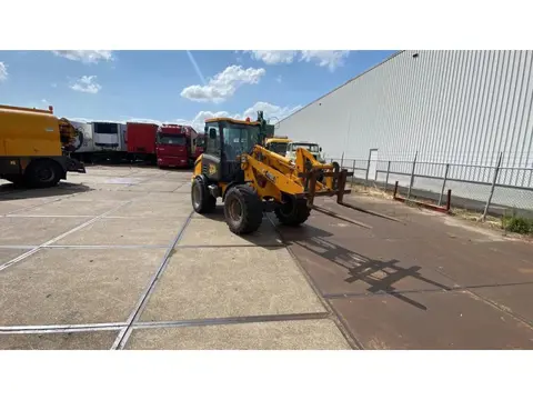 JCB KNIKSCHOVEL 406 (bj 2007)