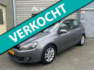 Volkswagen Golf 1.4 TSI Highline AC / Cruise controle / NAVI / Alcantara / NAP / Camera